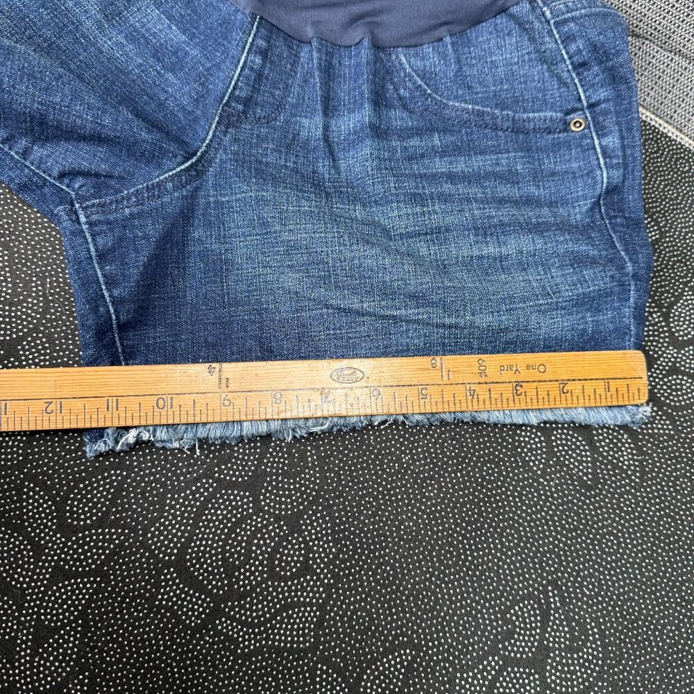 Aglow Maternity Size 10 I Denim Shorts With Stretch Panel & Frayed Hem - Picture 9 of 9